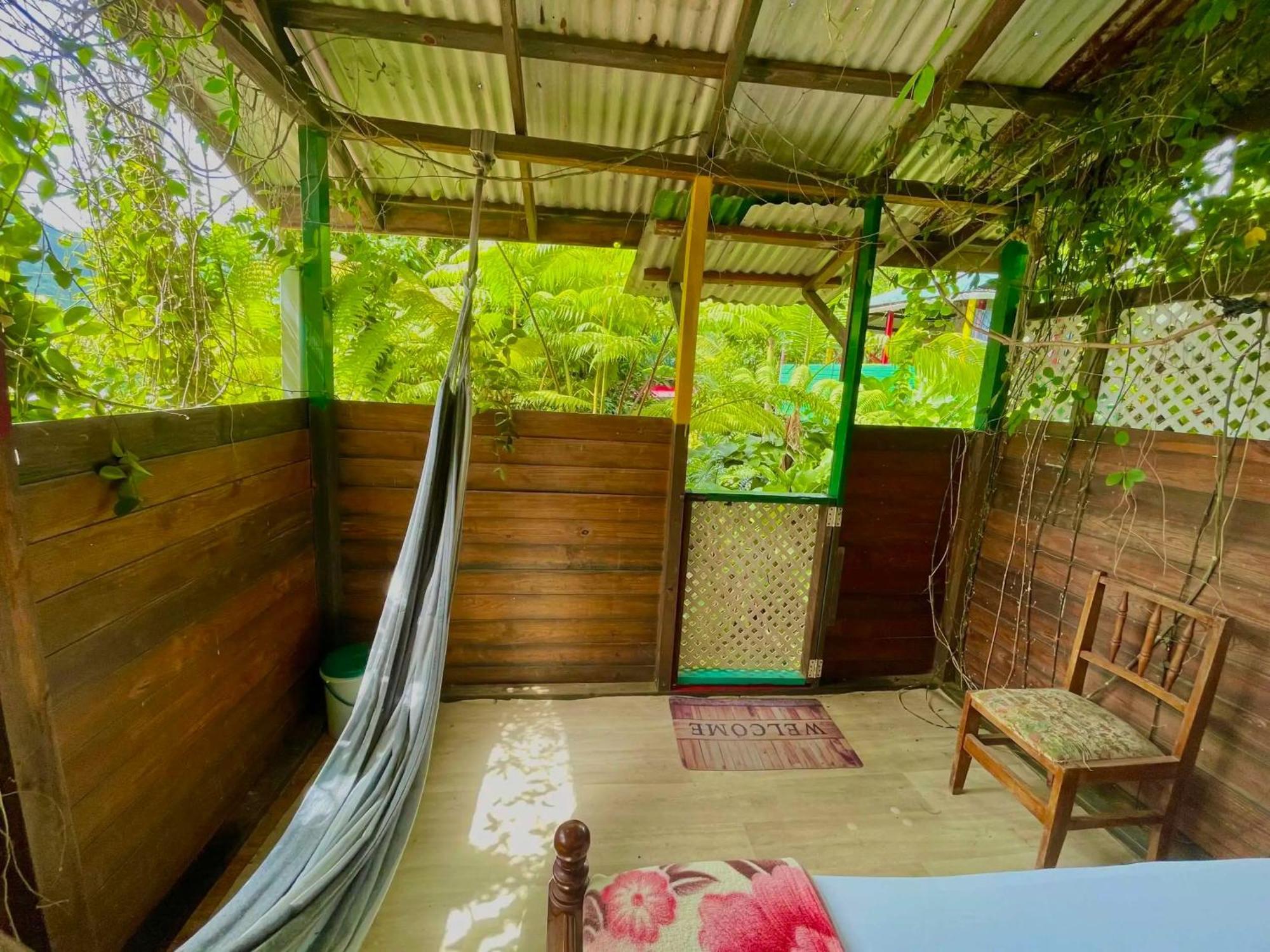 Le Petit Paradis Roseau Bagian luar foto